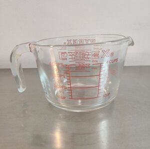 Vintage Pyrex Glass 4 Cup Measuring Cup with Red Markings